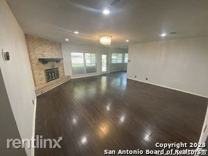 7006 Spring Forest St - Photo 3 of 18