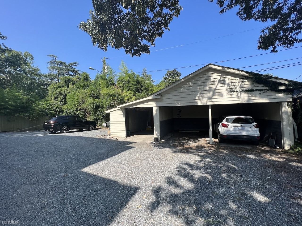 817 N Elm St #E - Photo 3 of 46