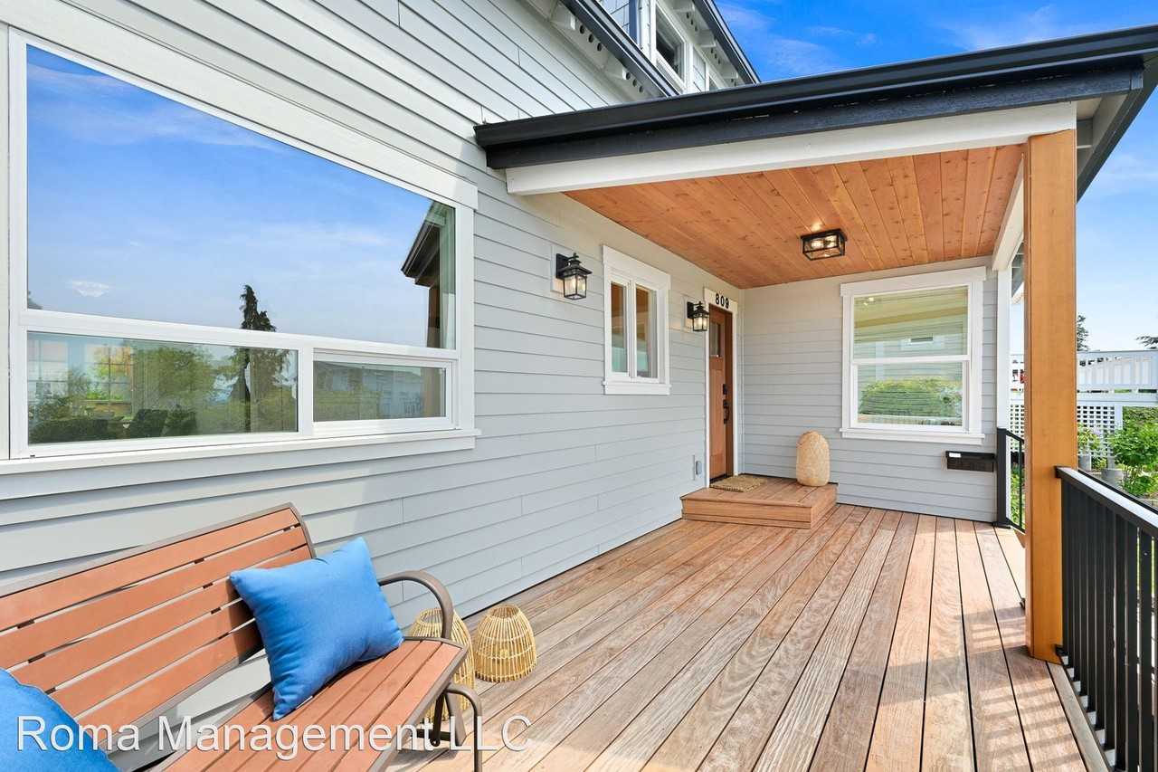 809 12th St - Photo 3 of 27