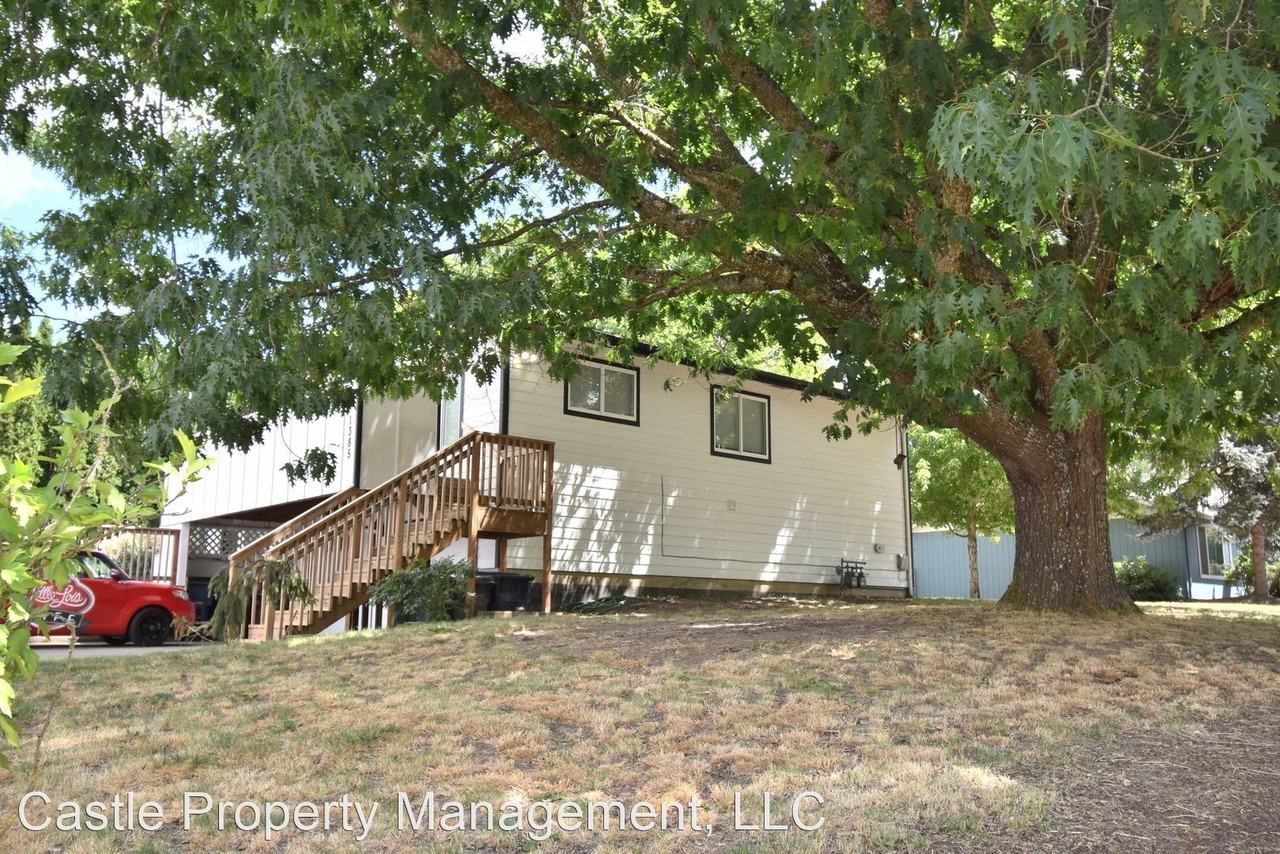 1385 Picture St - Photo 3 of 14