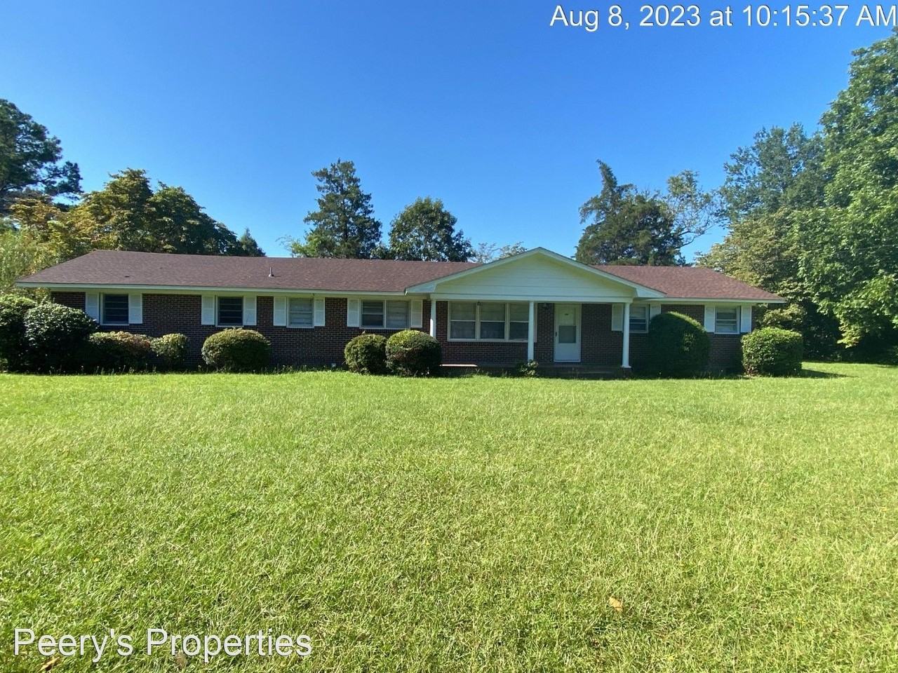 7649 Raeford Rd, Fayetteville, NC 28304 - 3 bedroom House Rental - Zumper