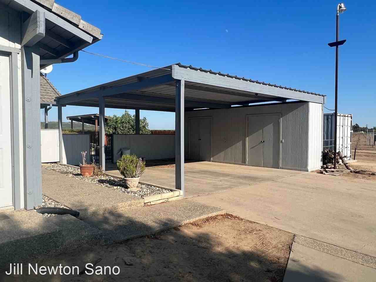 22403 Huntsman Ave - Photo 3 of 27