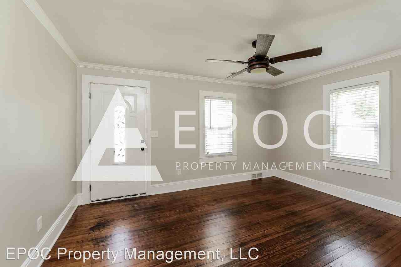 901 Cassell St - Photo 3 of 16