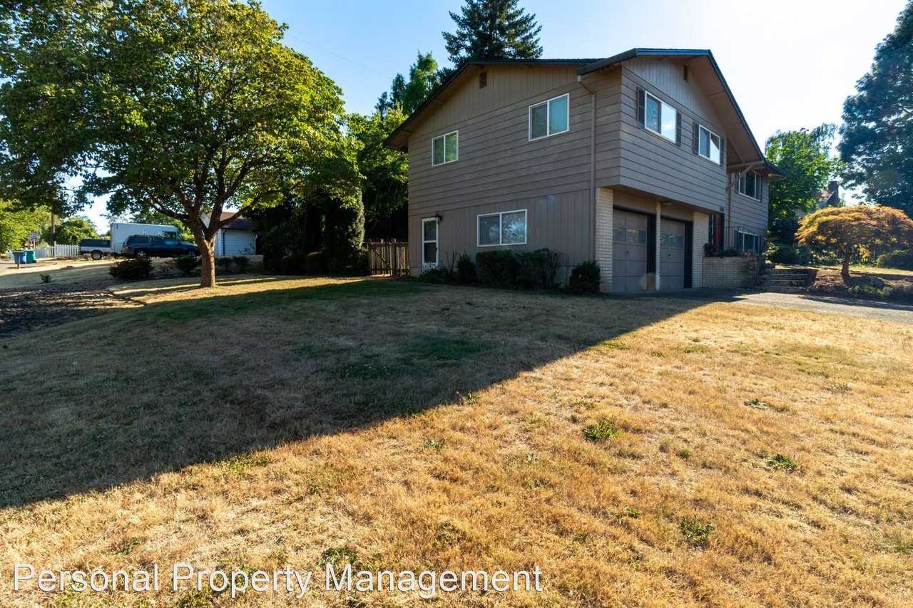 1501 Nw 62nd St - Photo 2 of 30