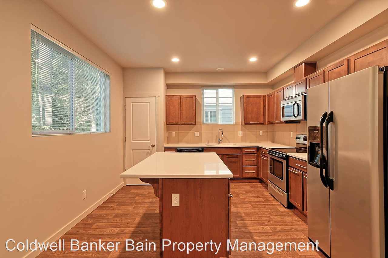 1430 106th Pl Se - Photo 3 of 22