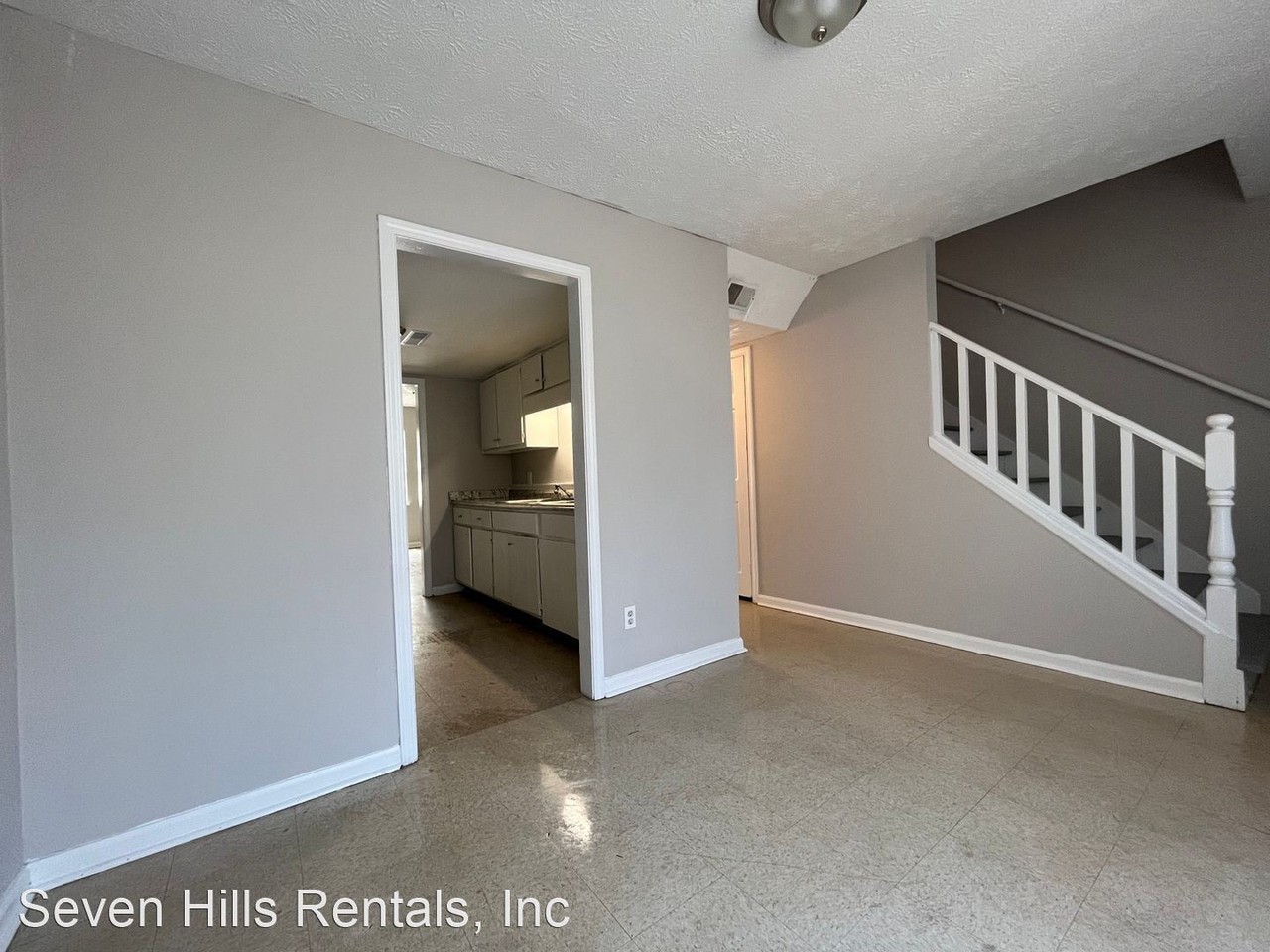 1207 Cave Spring Road - Photo 2 of 15