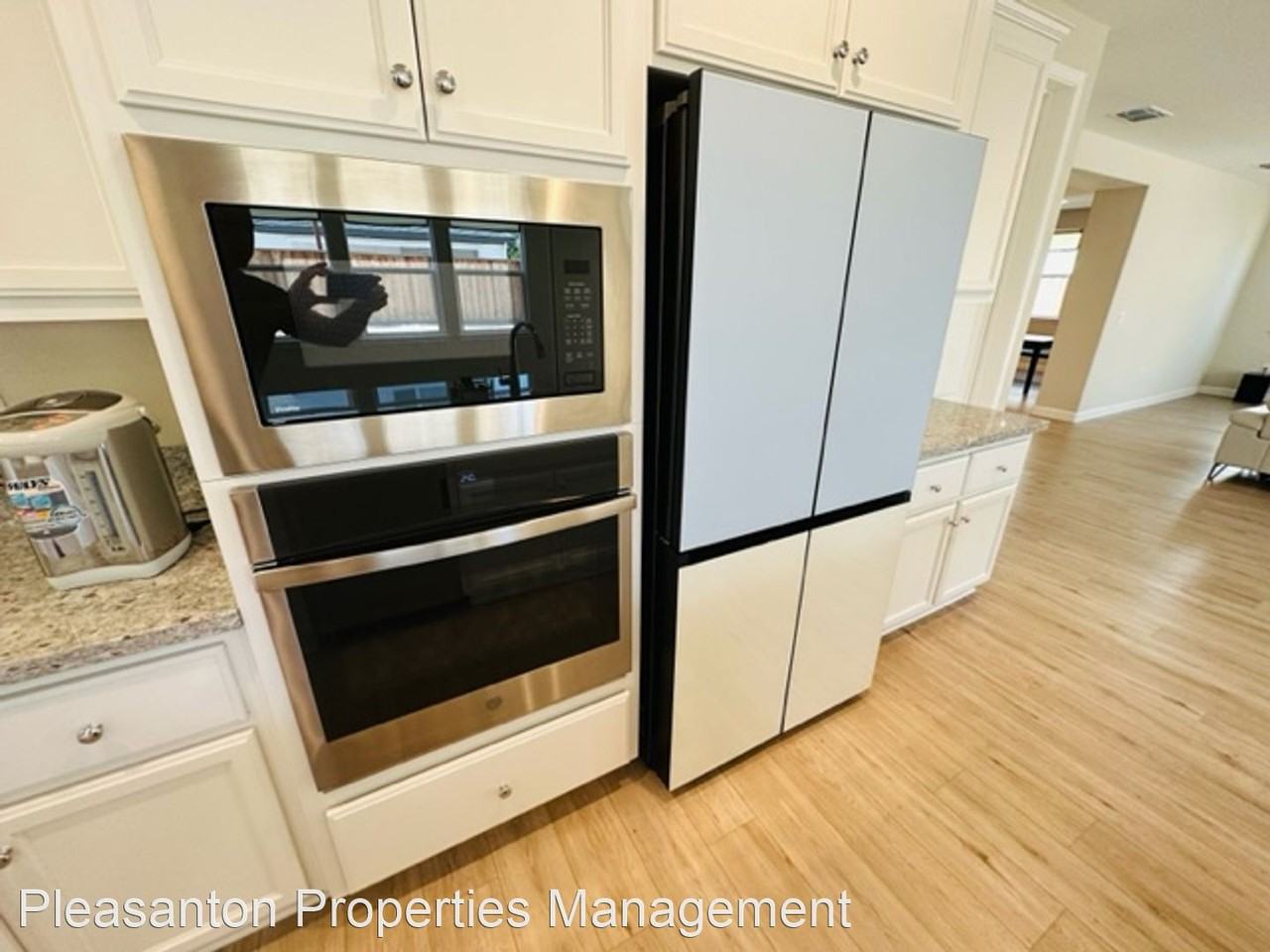 1152 David Senft Ln - Photo 3 of 36