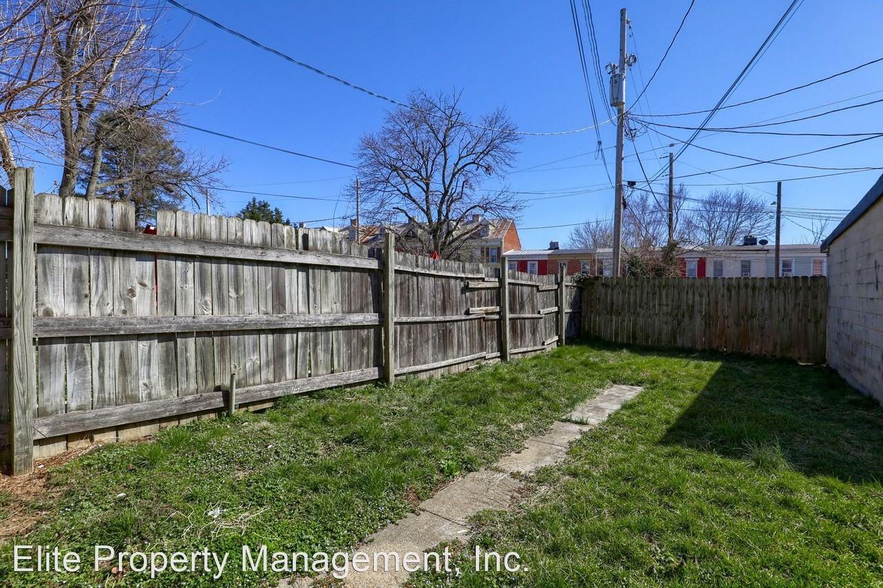 588 W Princess St - Photo 3 of 27