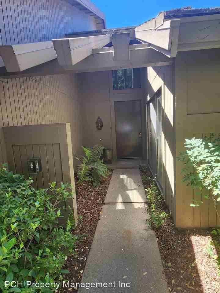 11559 Sutters Mill Cir - Photo 3 of 22