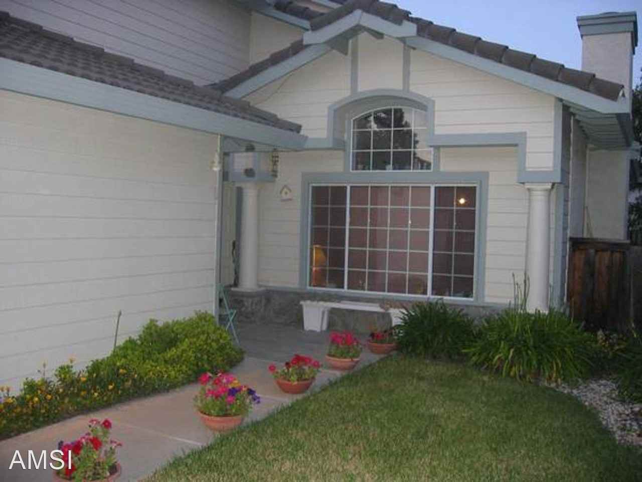 229 Laurelglen Ct - Photo 2 of 22