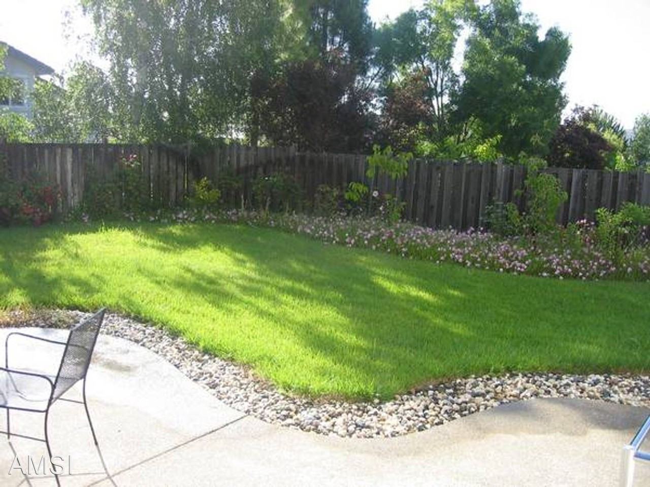 229 Laurelglen Ct - Photo 3 of 22