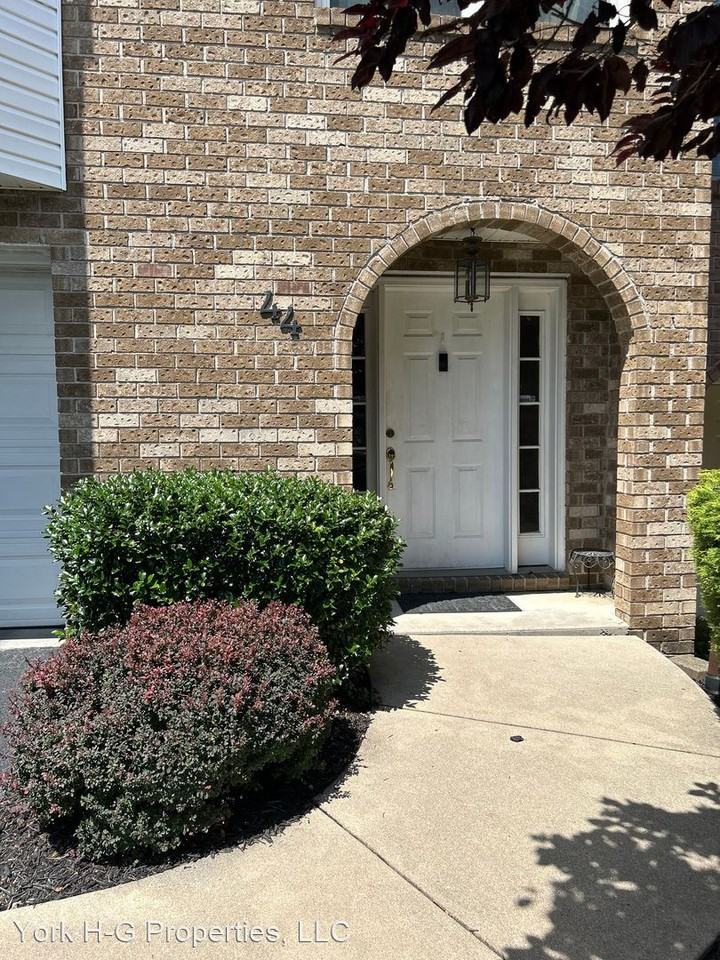 44 Jayme Dr - Photo 2 of 35