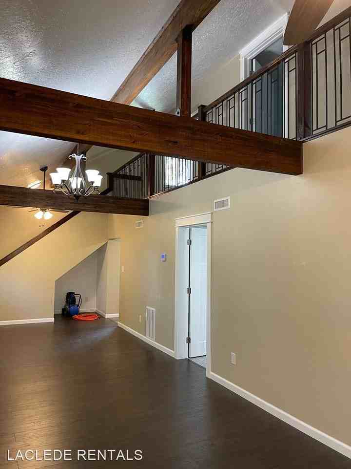 10141 Easton Rd - Photo 3 of 9