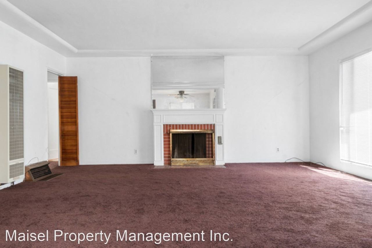 7327 Deerwood Ave - Photo 2 of 10