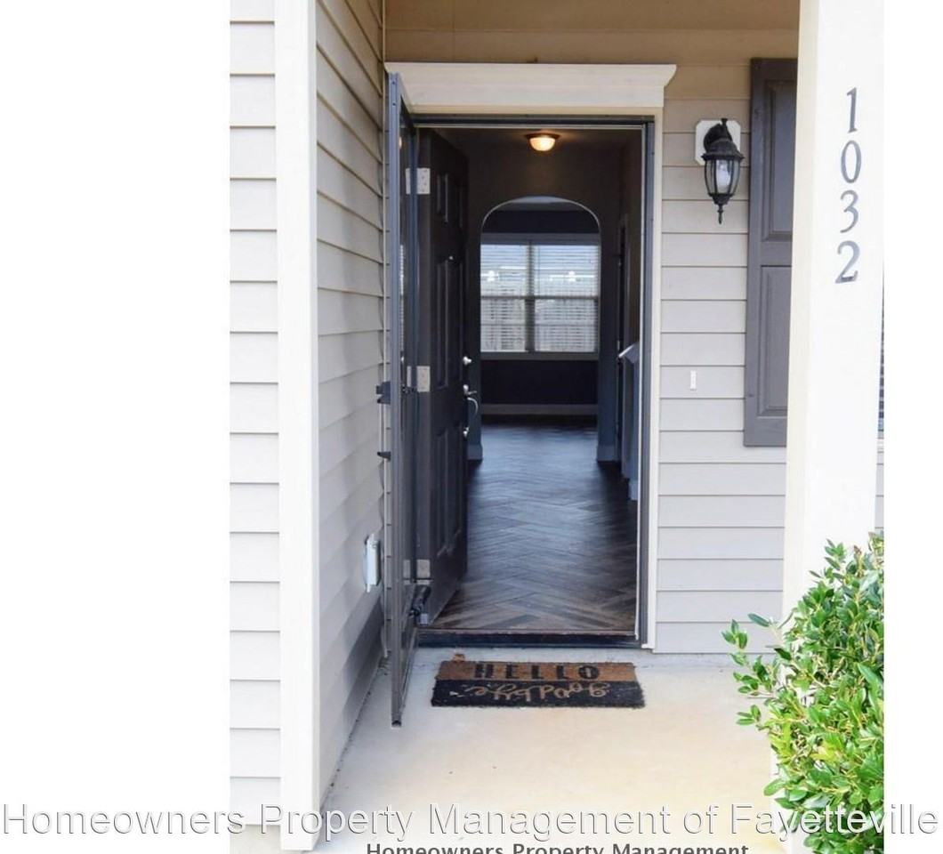 1032 Bombay Dr - Photo 2 of 27