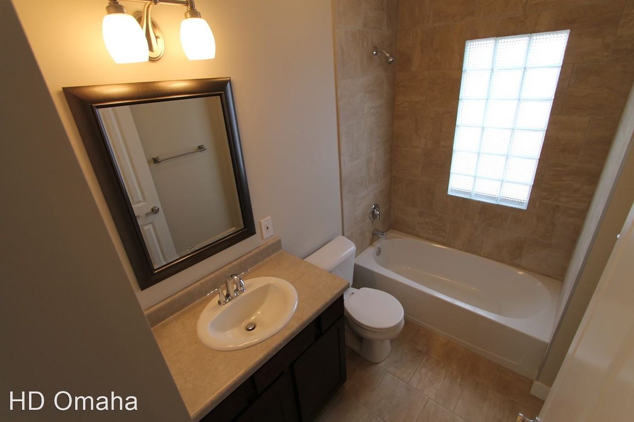 516 Cedar St - Photo 3 of 14