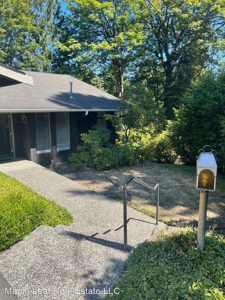 18806 57th Ave Ne - Photo 3 of 50