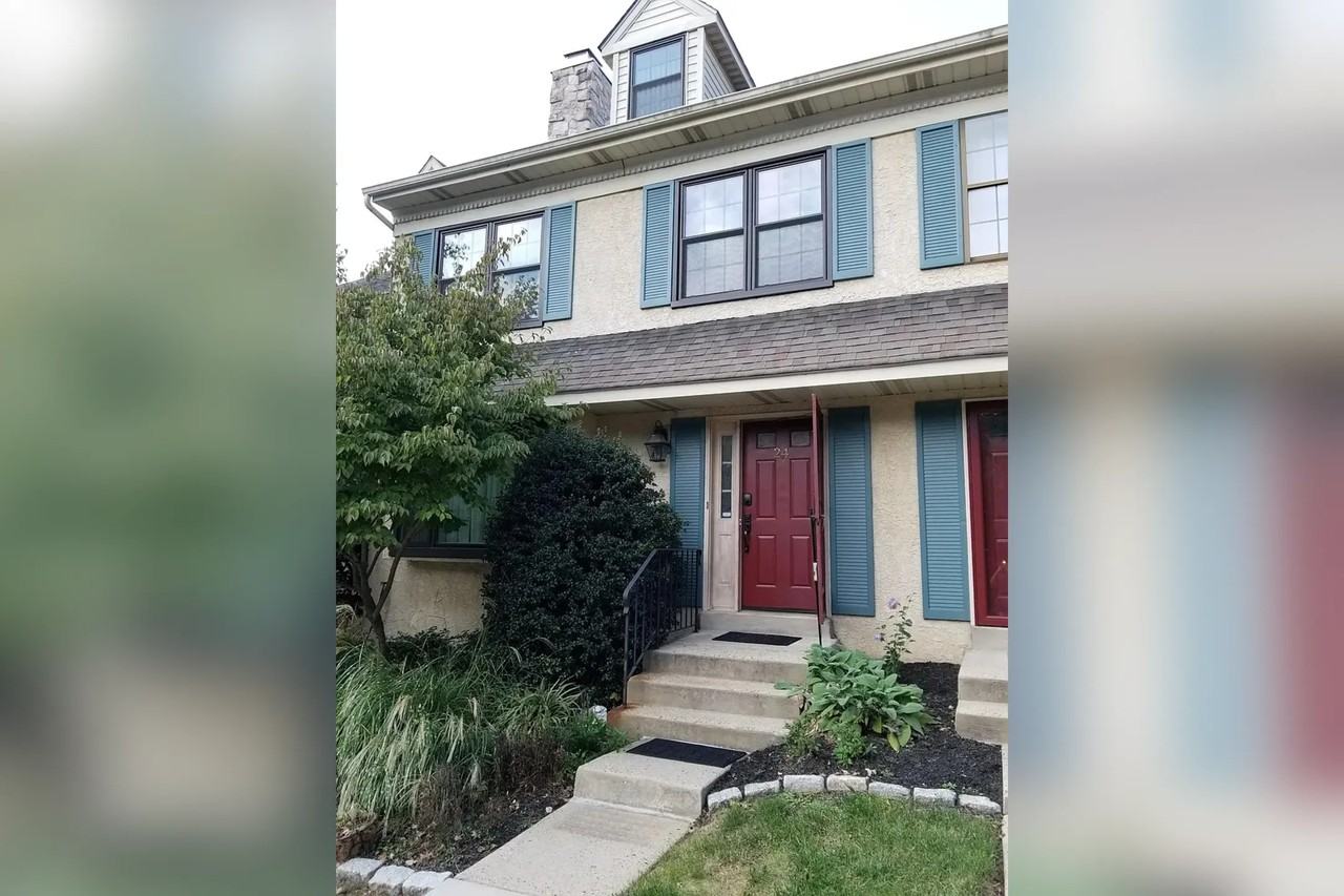 24 Algonquin Ct - Photo 2 of 25