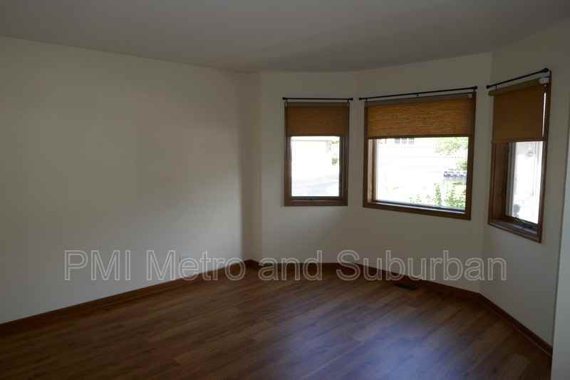 104 Quail Dr - Photo 2 of 24