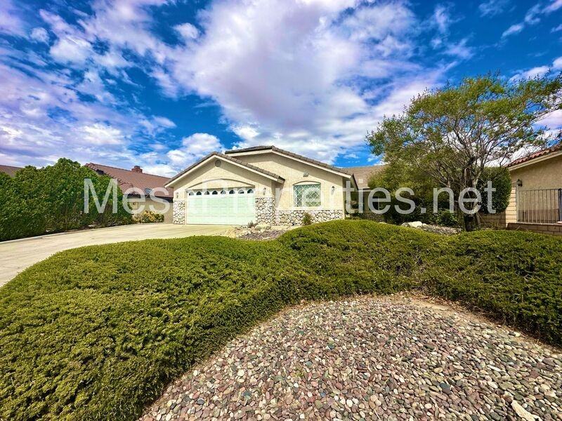 13415 Hidden Valley Rd - Photo 3 of 24