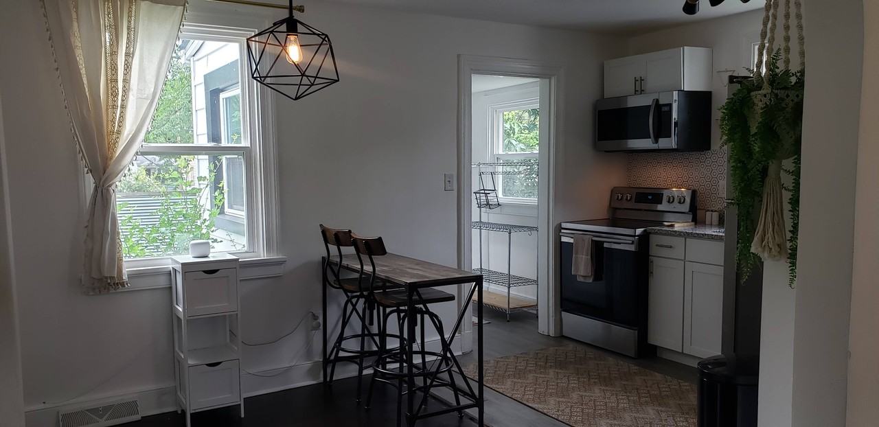 1903 N 25th St - Photo 3 of 11