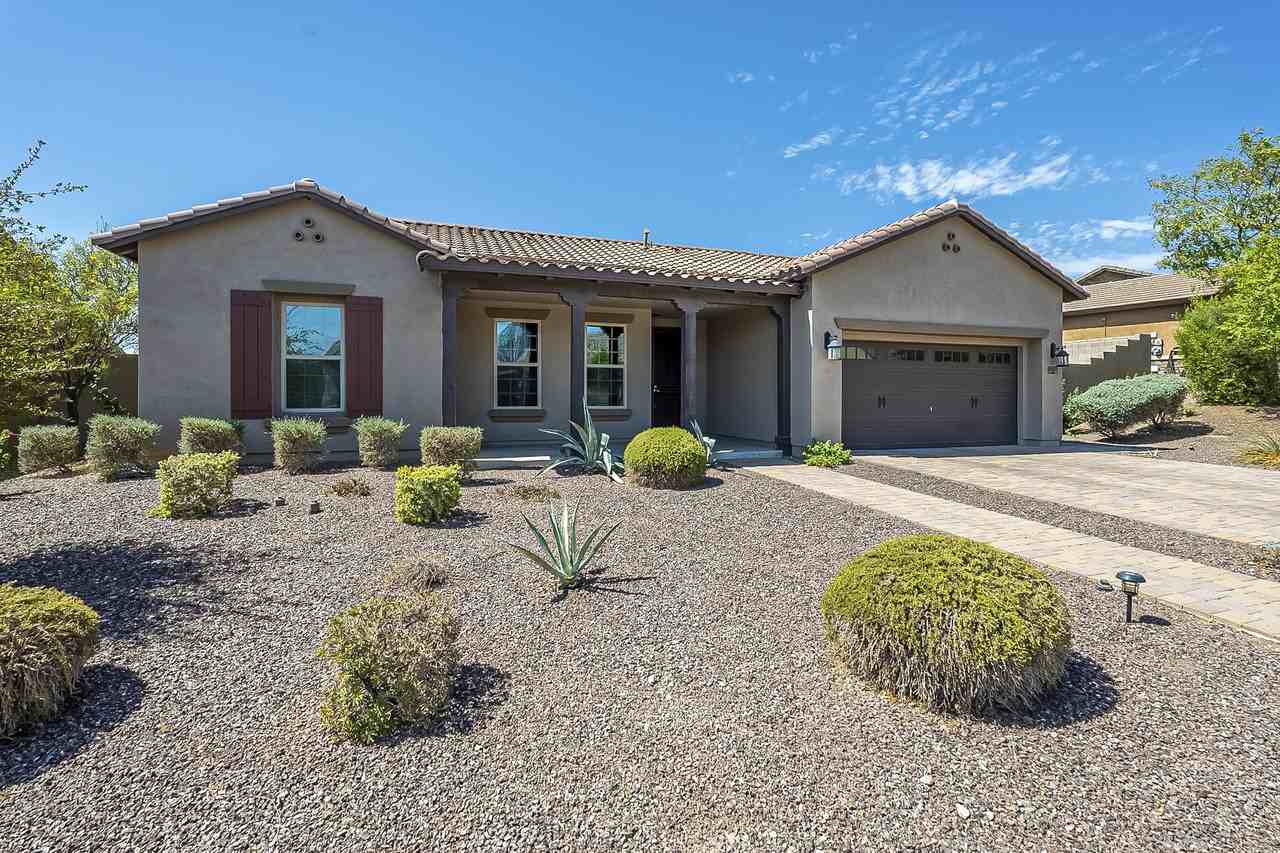 21263 W Sycamore Dr - Photo 2 of 45