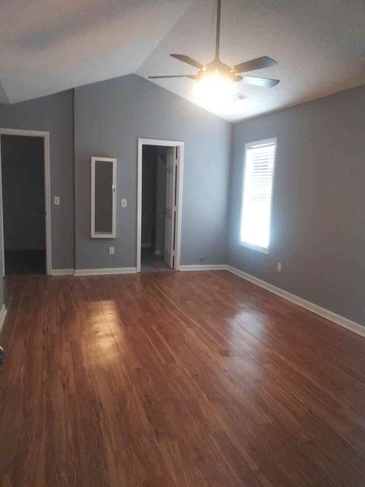 292 Eastwood Ln Se - Photo 3 of 8