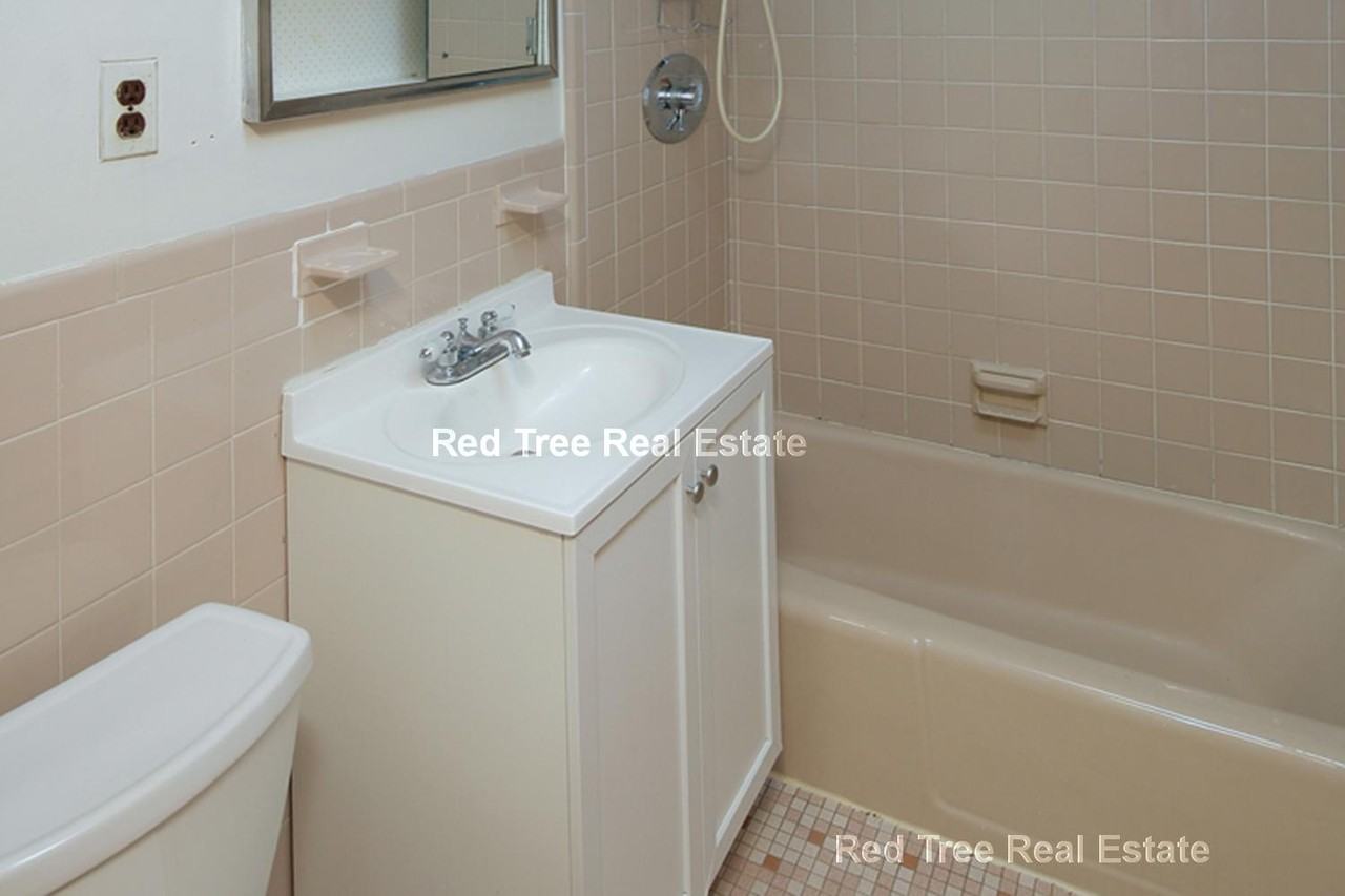 26 Allston St #11 - Photo 3 of 4