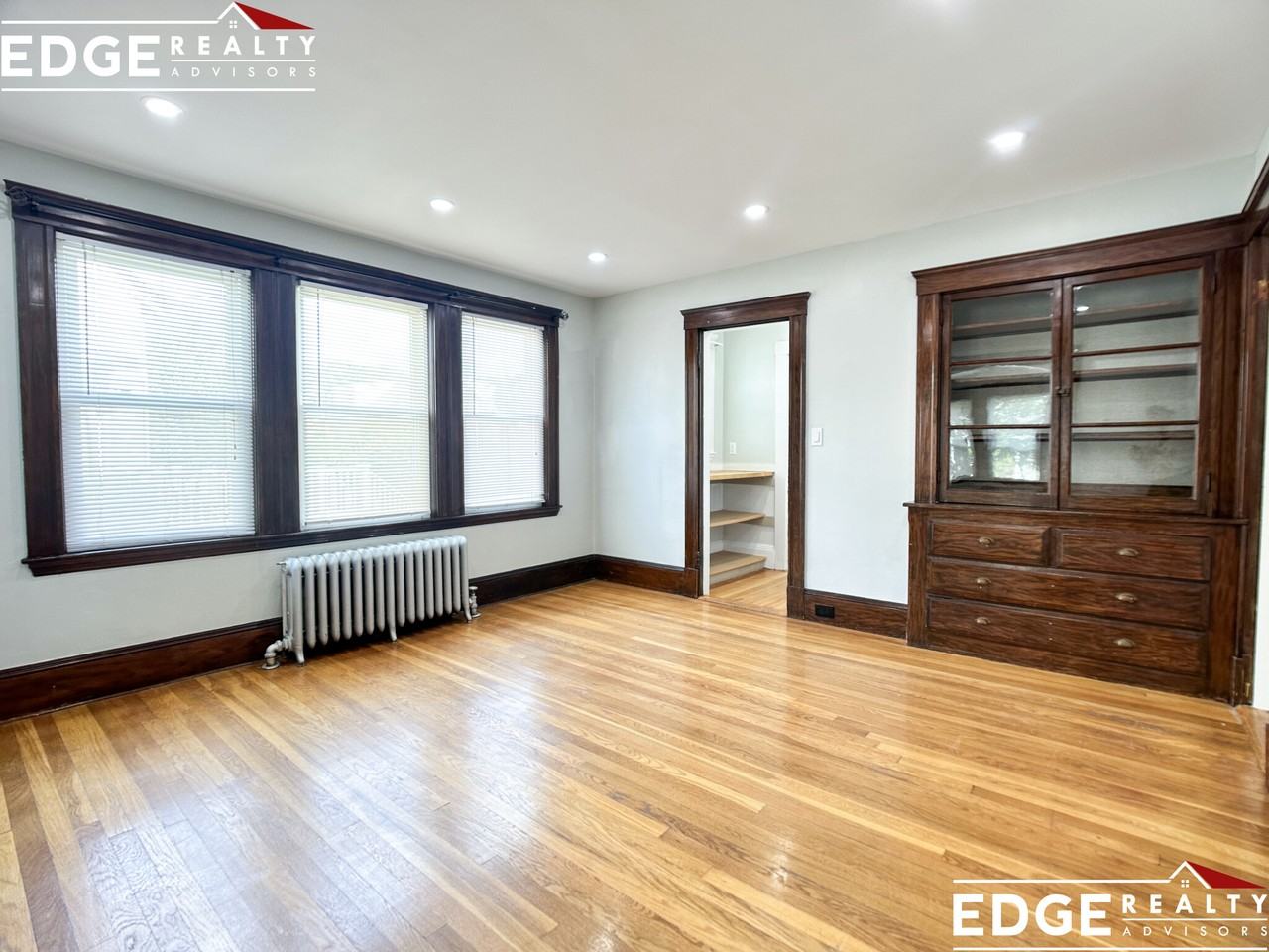 52 Beacon Park - Photo 3 of 9