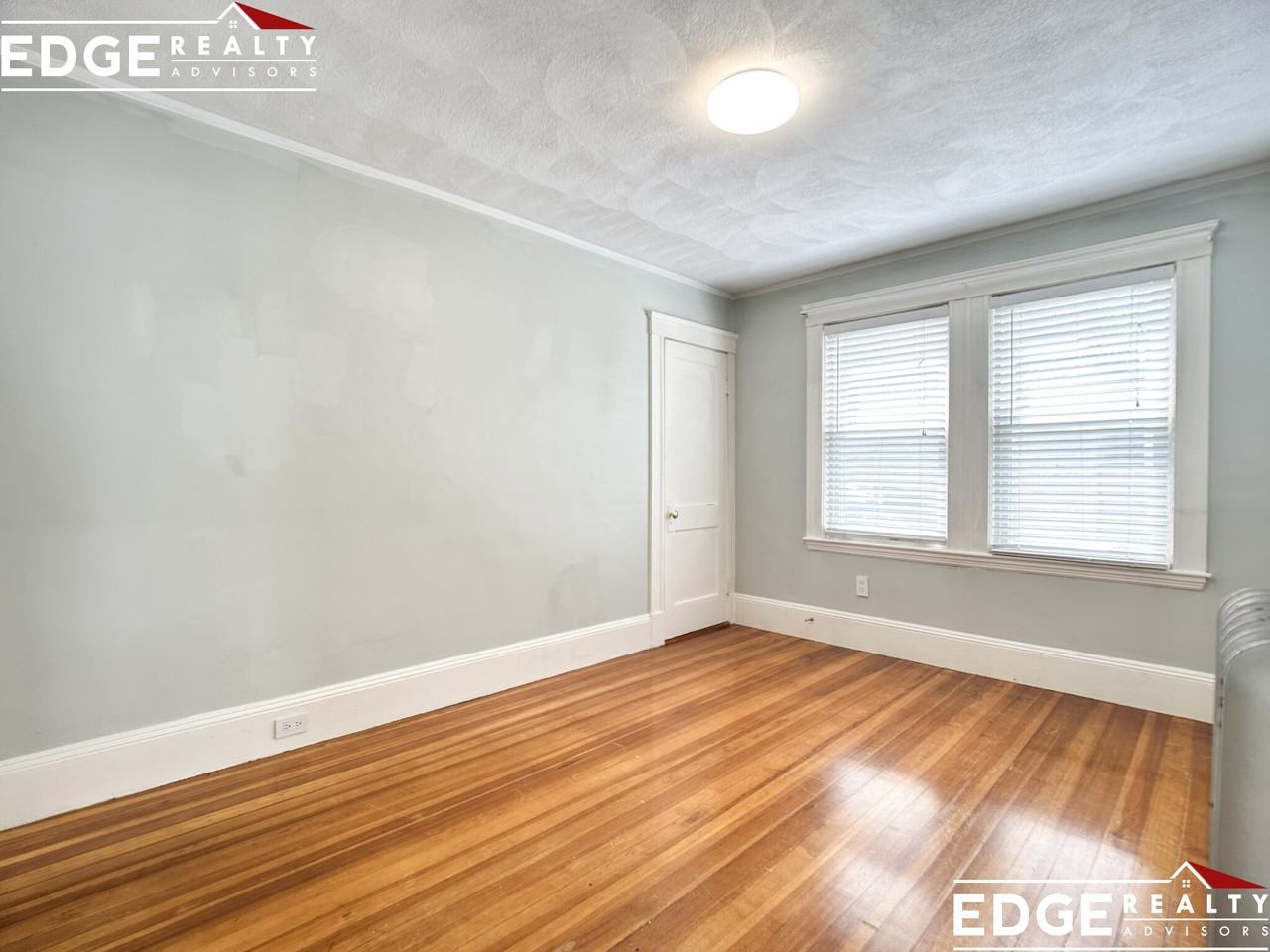 52 Beacon Park - Photo 4 of 9