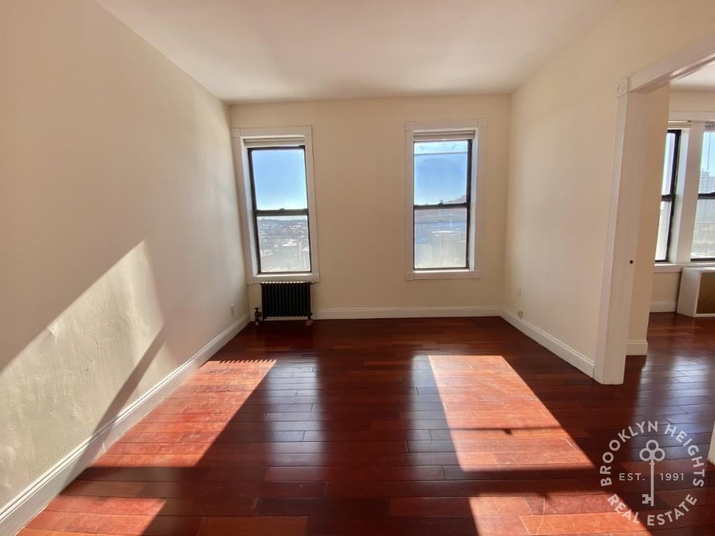 568 Pacific St #4D - Photo 2 of 10