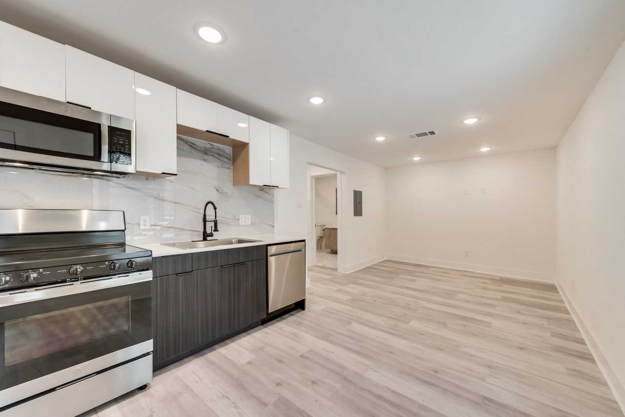 AN @ 4317 Gaston - Photo 5 of 12