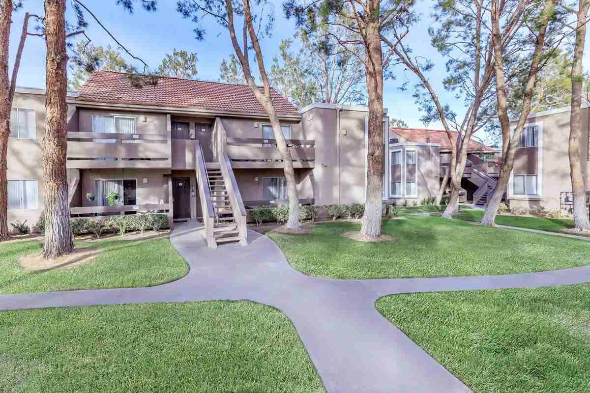 Barstonian Apartments - Photo 2 of 34