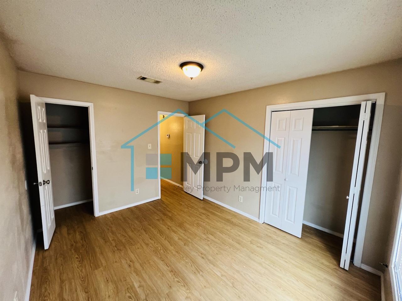143 Jennifer Ln #28 - Photo 5 of 10