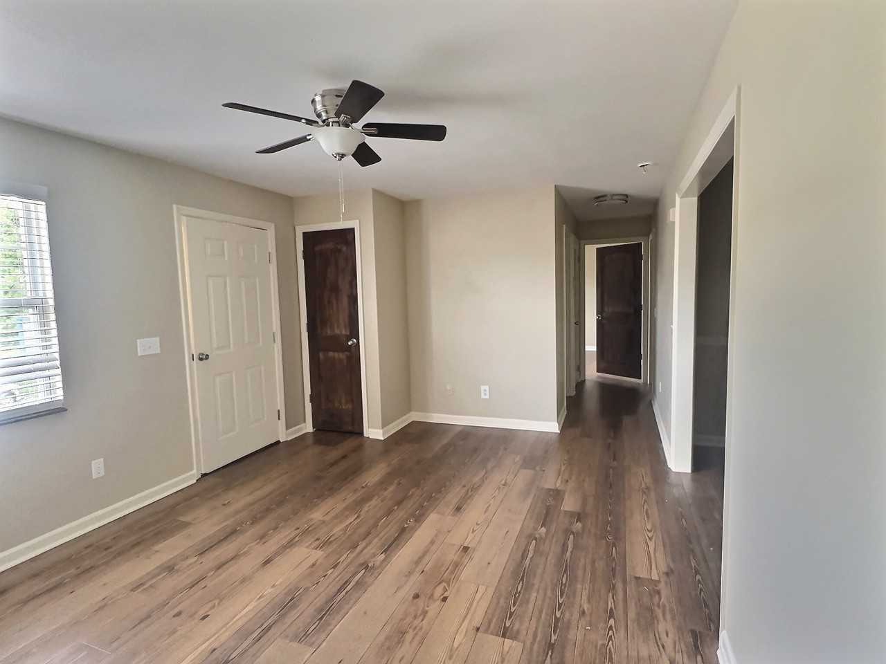 301 Corey Cir #301 - Photo 4 of 14