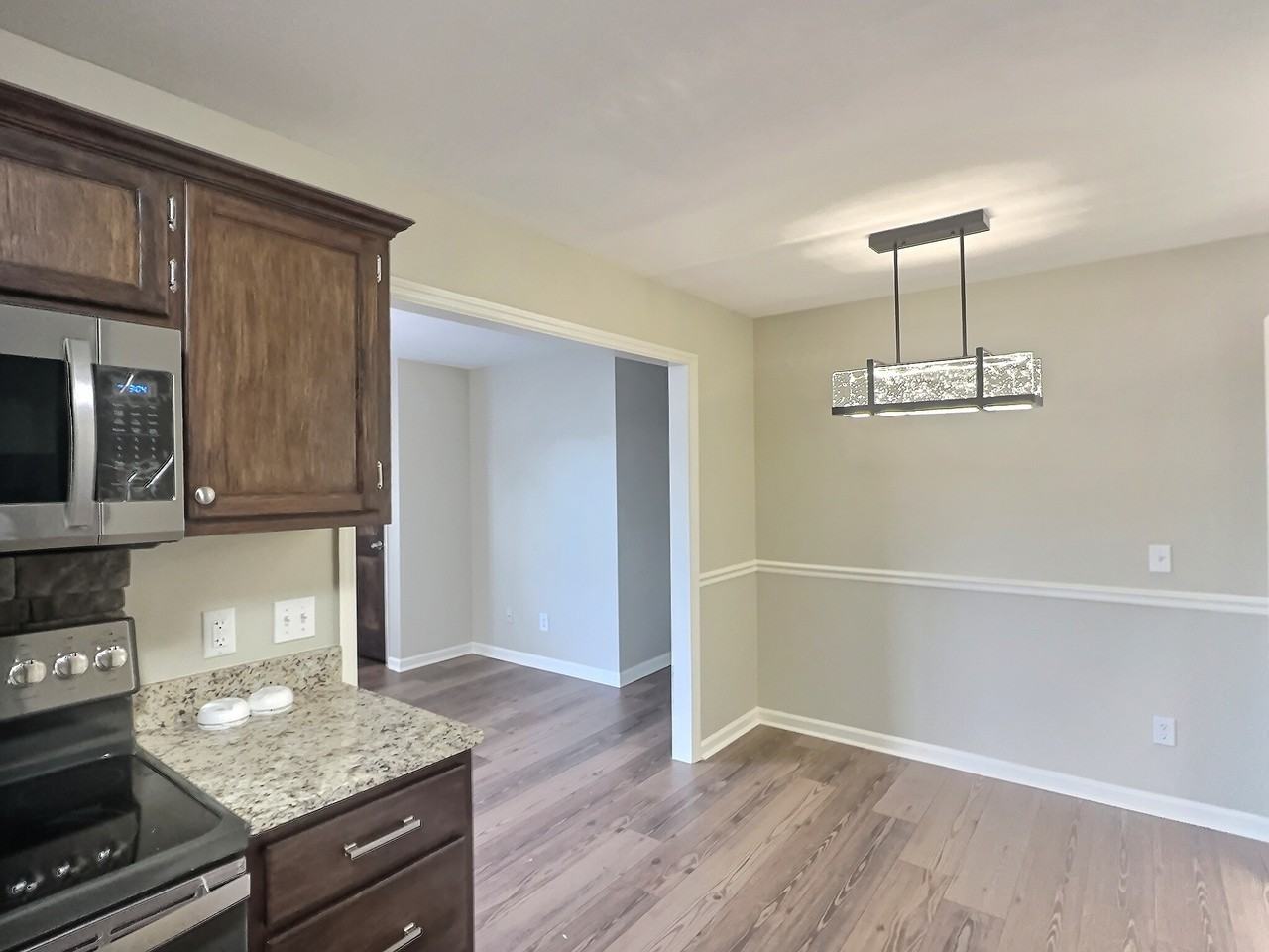 301 Corey Cir #301 - Photo 7 of 14