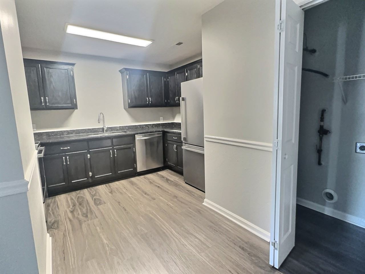 503 Corey Cir #503 - Photo 5 of 21