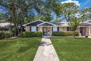 524 N Woods St - Photo 1 of 1