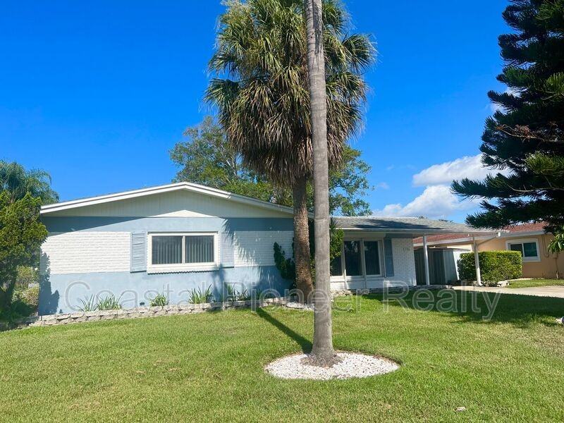 3926 Fontainebleau Dr - Photo 2 of 31