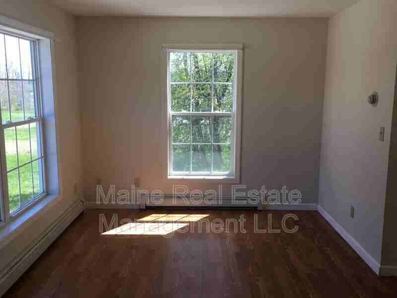 17 Patrick Dr - Photo 3 of 16