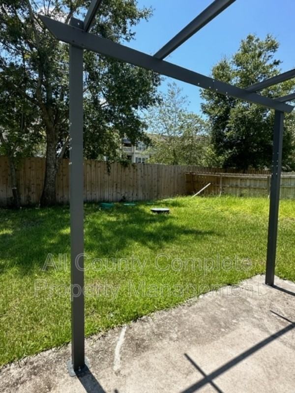 1654 Bermuda Rd - Photo 3 of 35