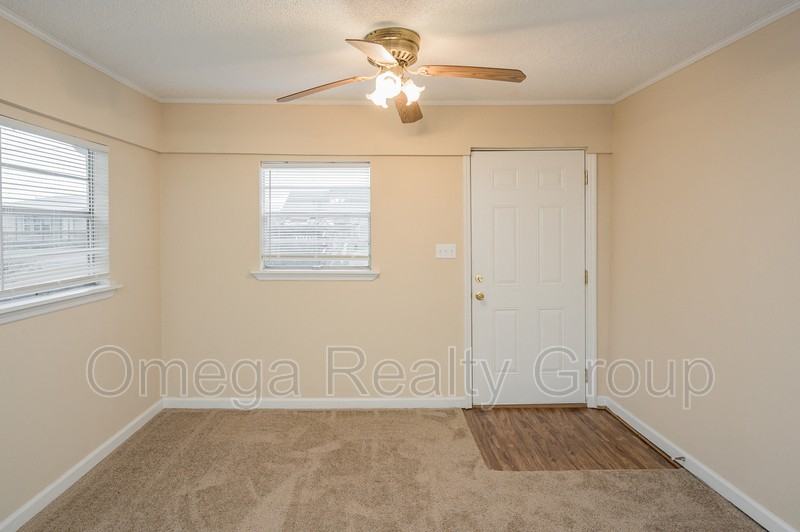 1586 Arcade Ter - Photo 5 of 34