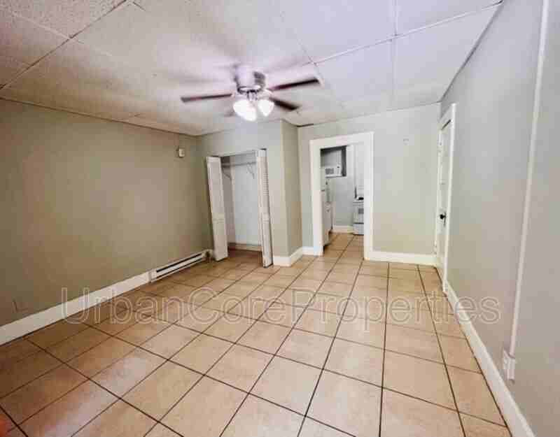 354 13th Ave Ne #354 - Photo 4 of 11