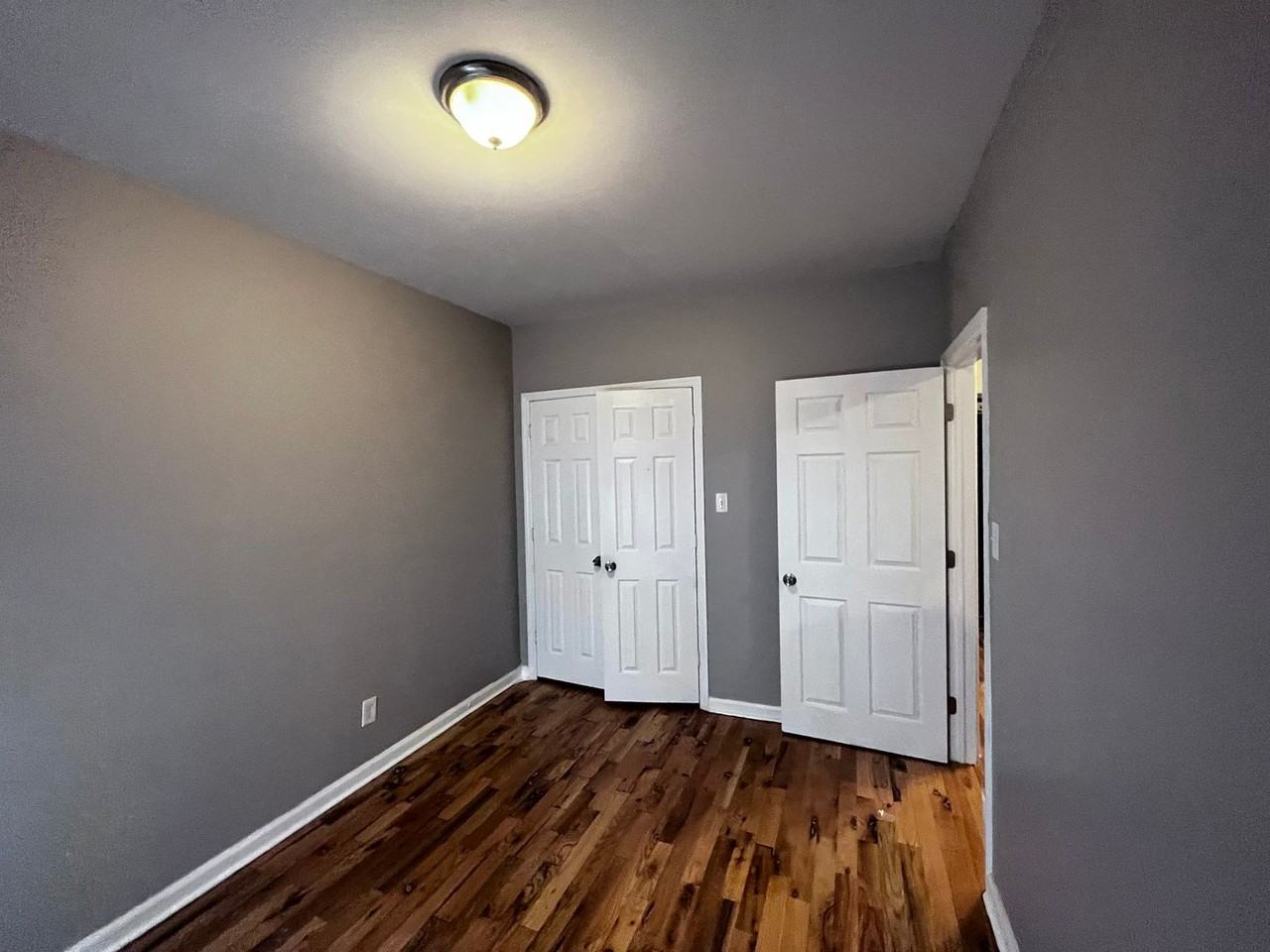 S Merrill Ave #203 - Photo 3 of 5