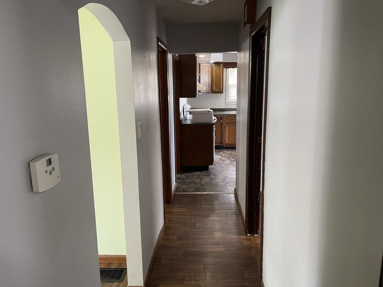 401 Beech St - Photo 3 of 13