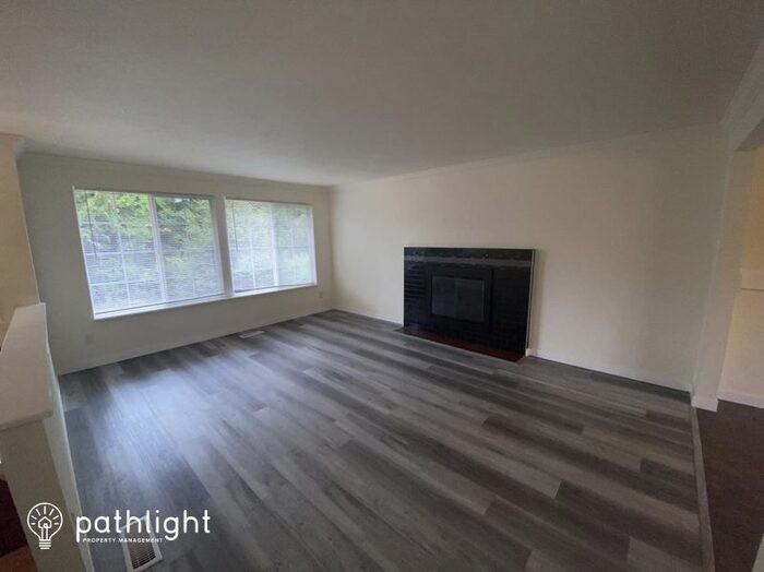 29621 45th Pl S - Photo 3 of 18