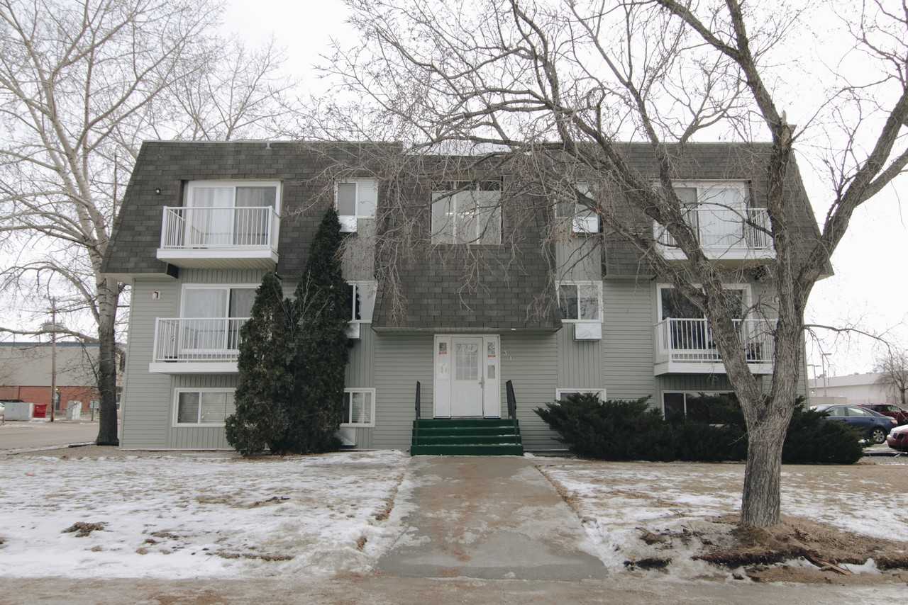31 Angus Rd, Regina, SK S4R 3K9 Apartment for Rent PadMapper