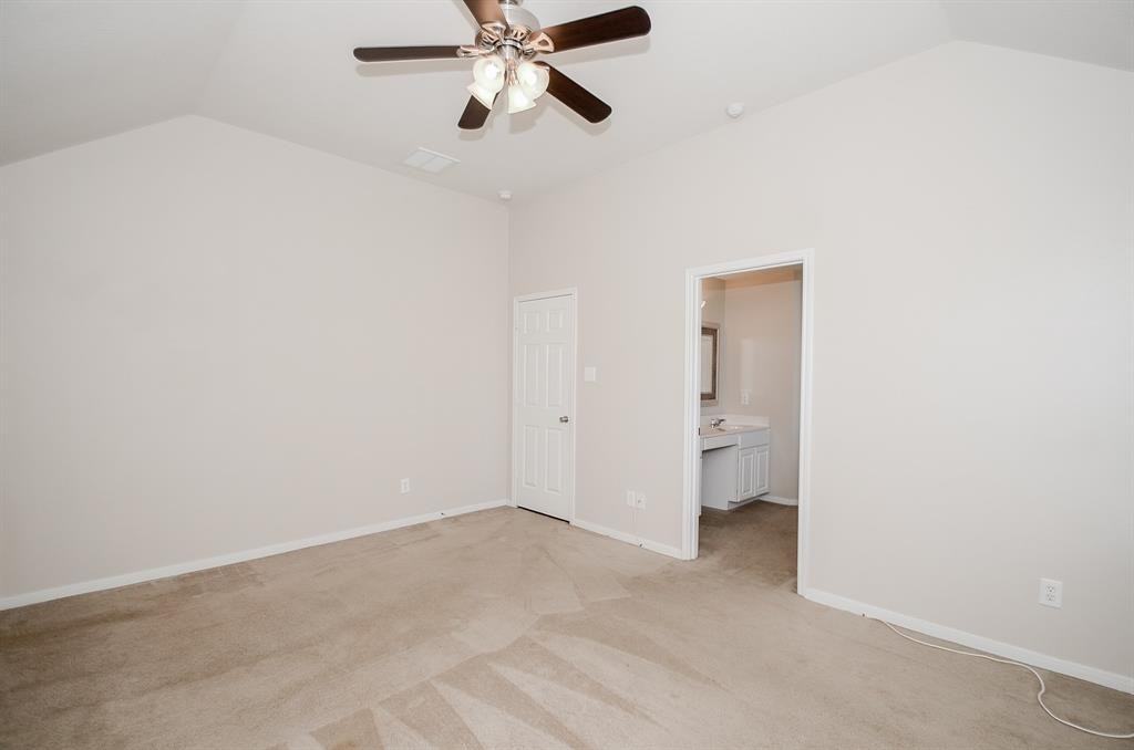 19603 Hancock Oak St #1 - Photo 3 of 24