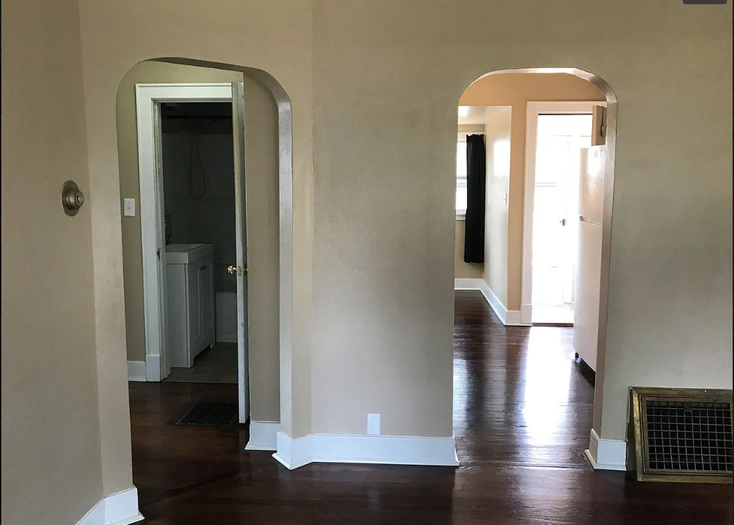124 N 4th St #1 - Photo 4 of 13