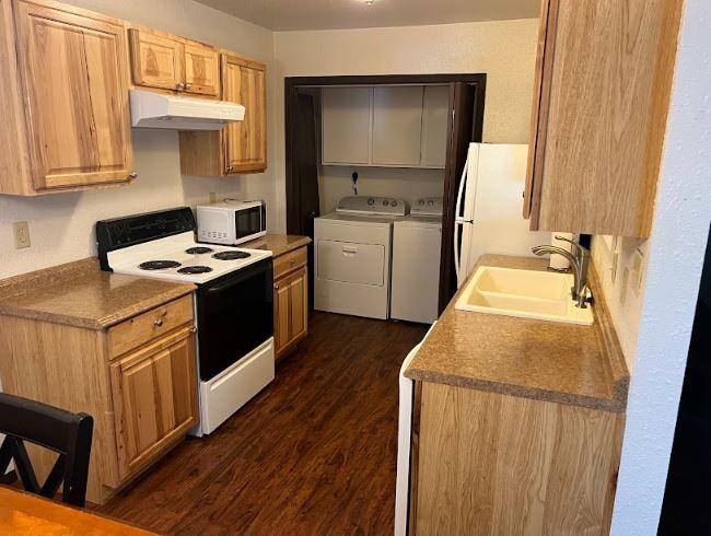 229 Monterey Way #1 - Photo 4 of 20